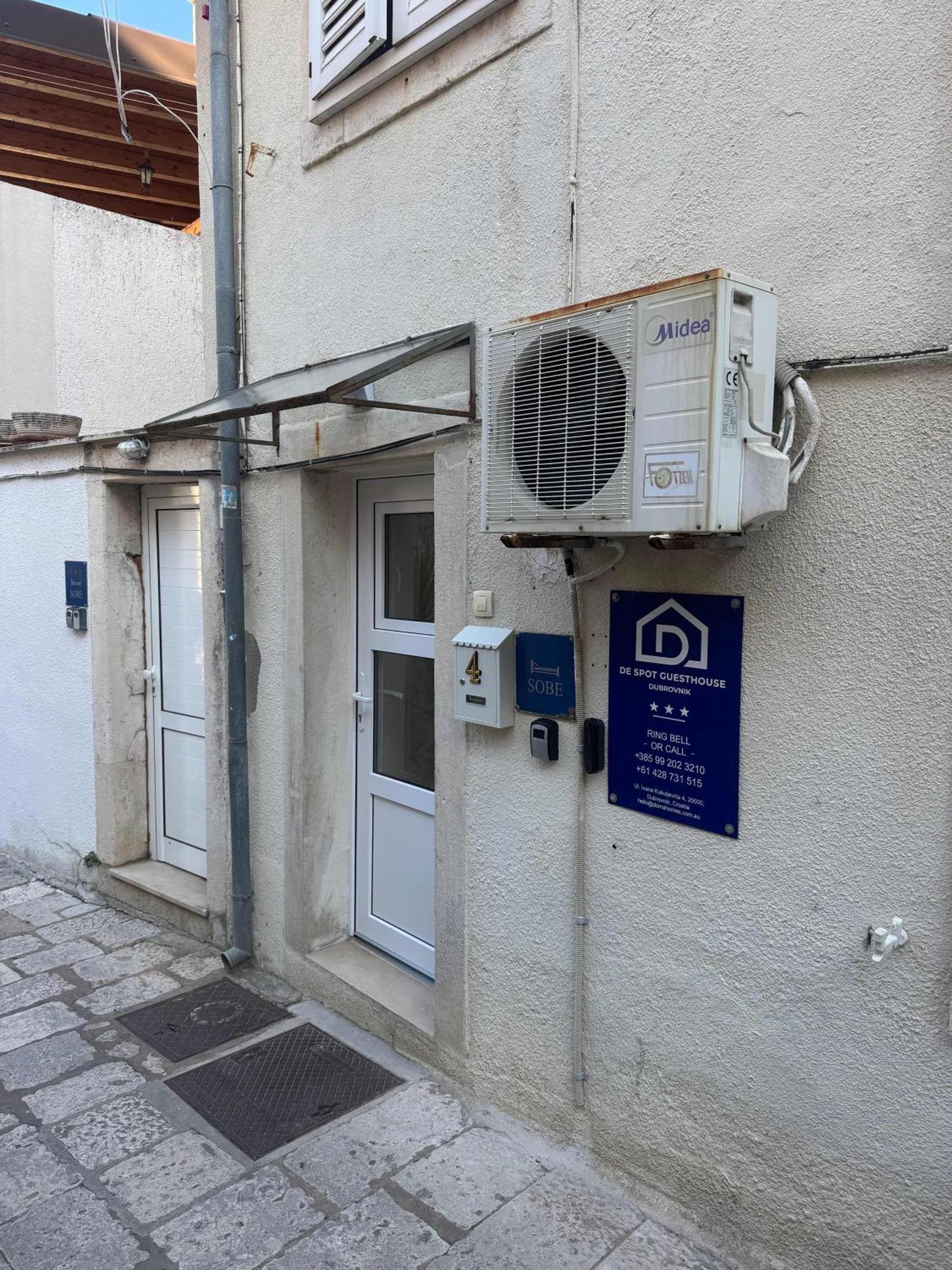 De Spot Guest House - Pile Old Town Gate 杜布罗夫尼克 外观 照片