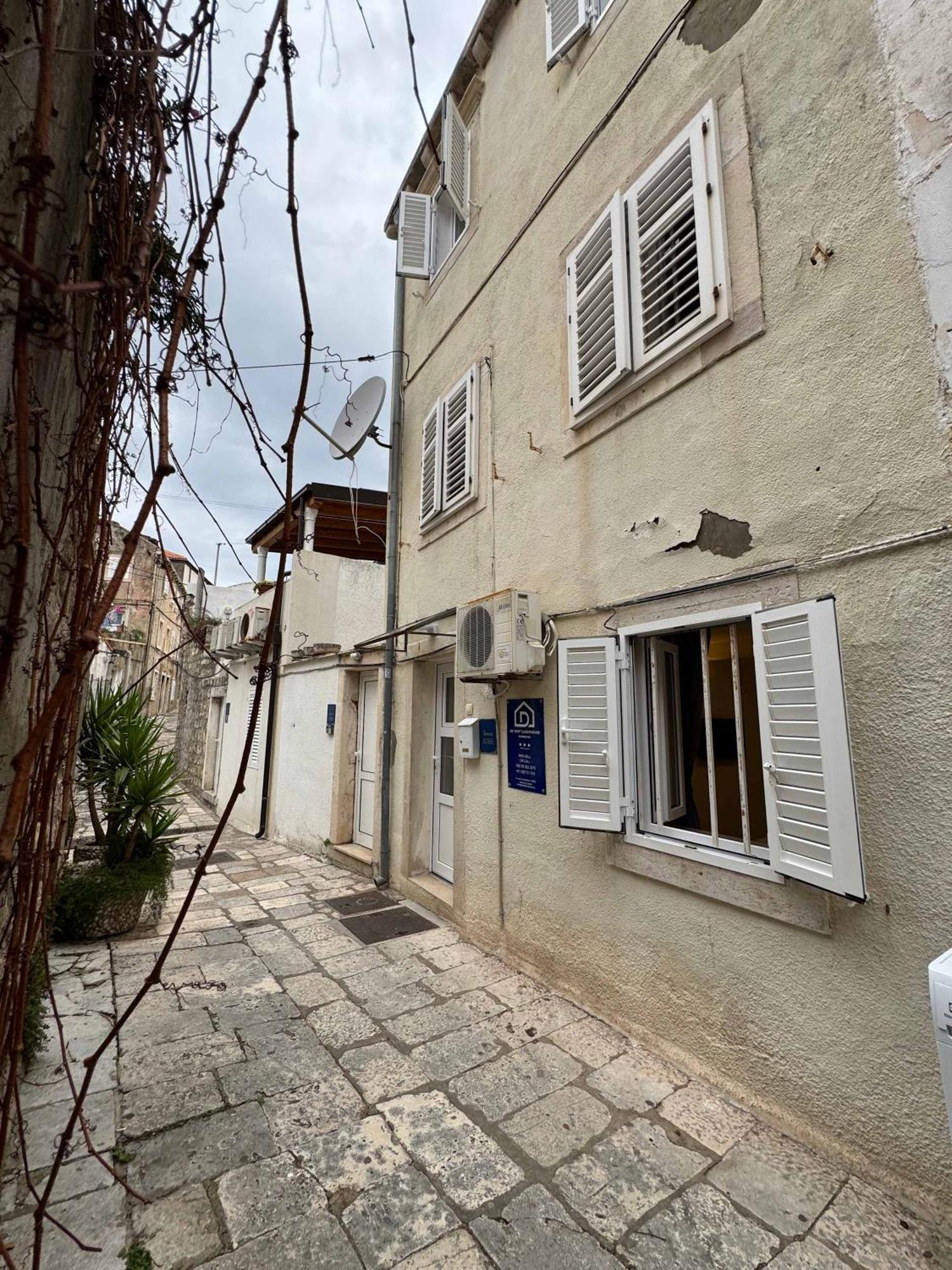 De Spot Guest House - Pile Old Town Gate 杜布罗夫尼克 外观 照片